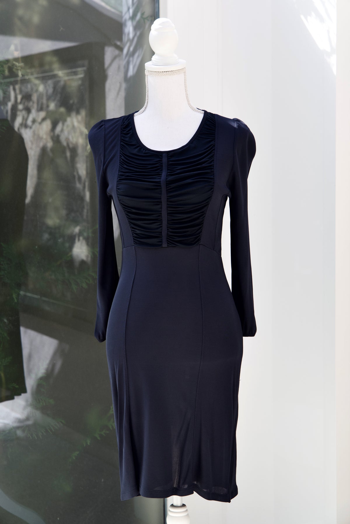 A29 – Robe Burberry bleu nuit à buste froncé – Taille S – Seconde main