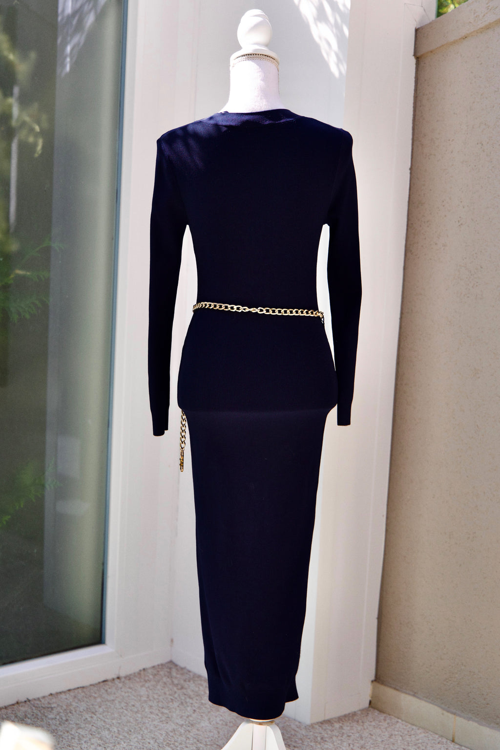 A03 – Robe midi Michael Kors bleu marine à boutons dorés – Taille XS – Seconde main
