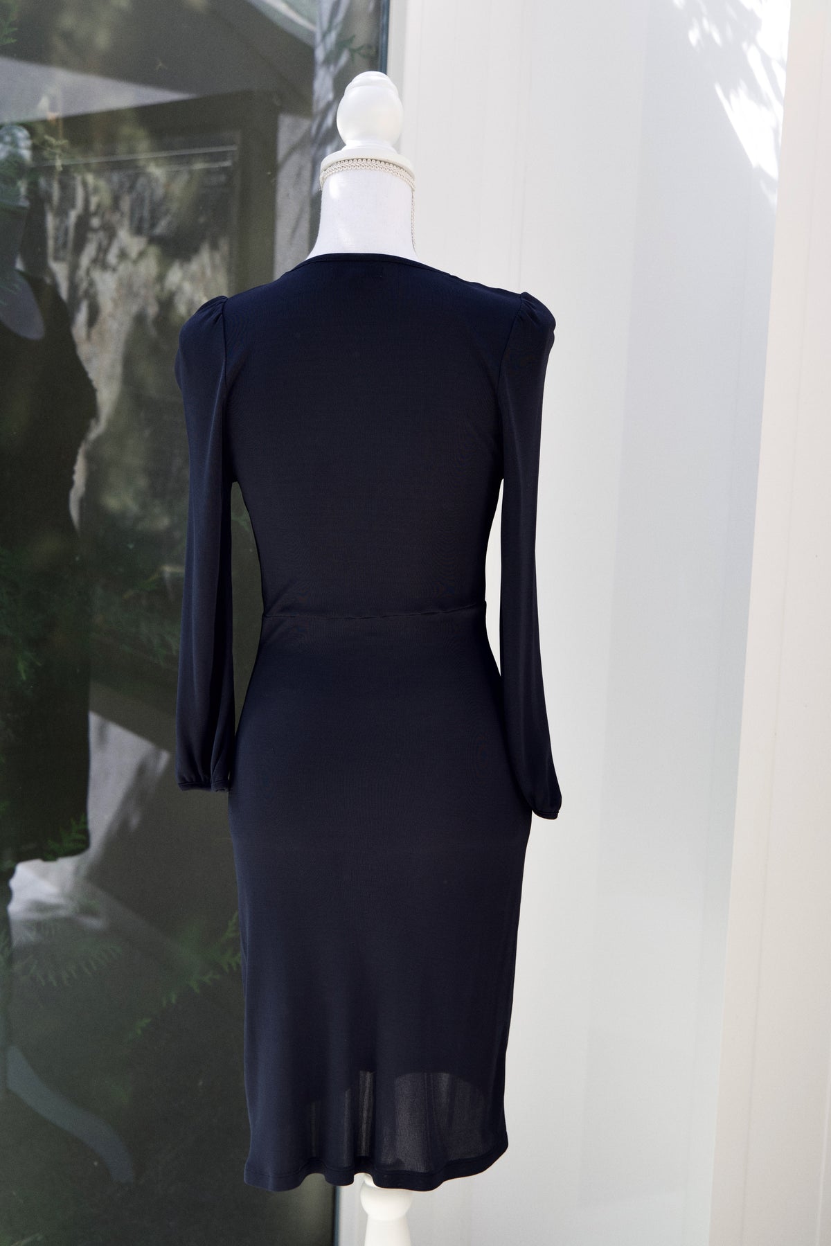 A29 – Robe Burberry bleu nuit à buste froncé – Taille S – Seconde main