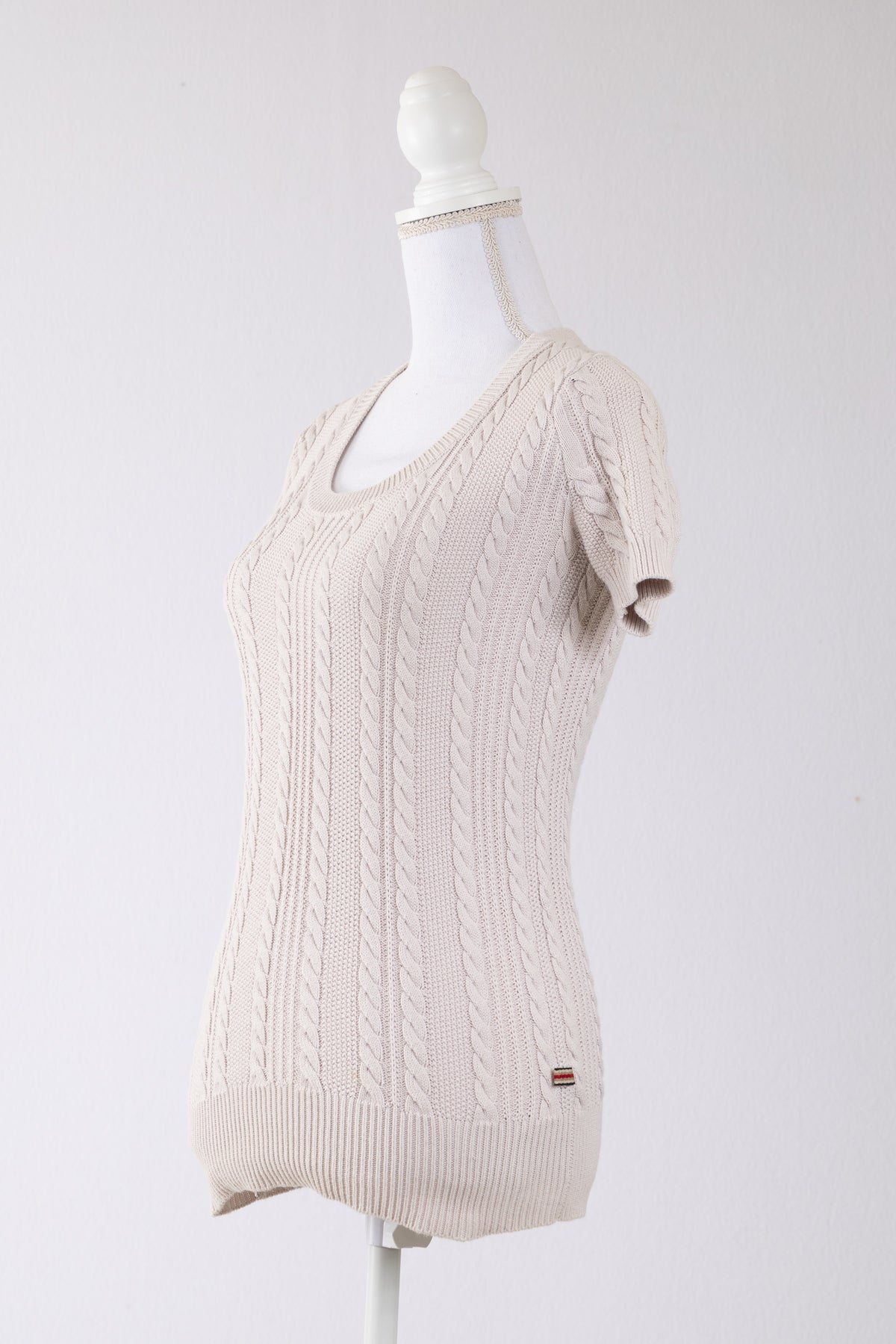 A17 – Pull Burberry écru en maille torsadée – Taille XS – Seconde main