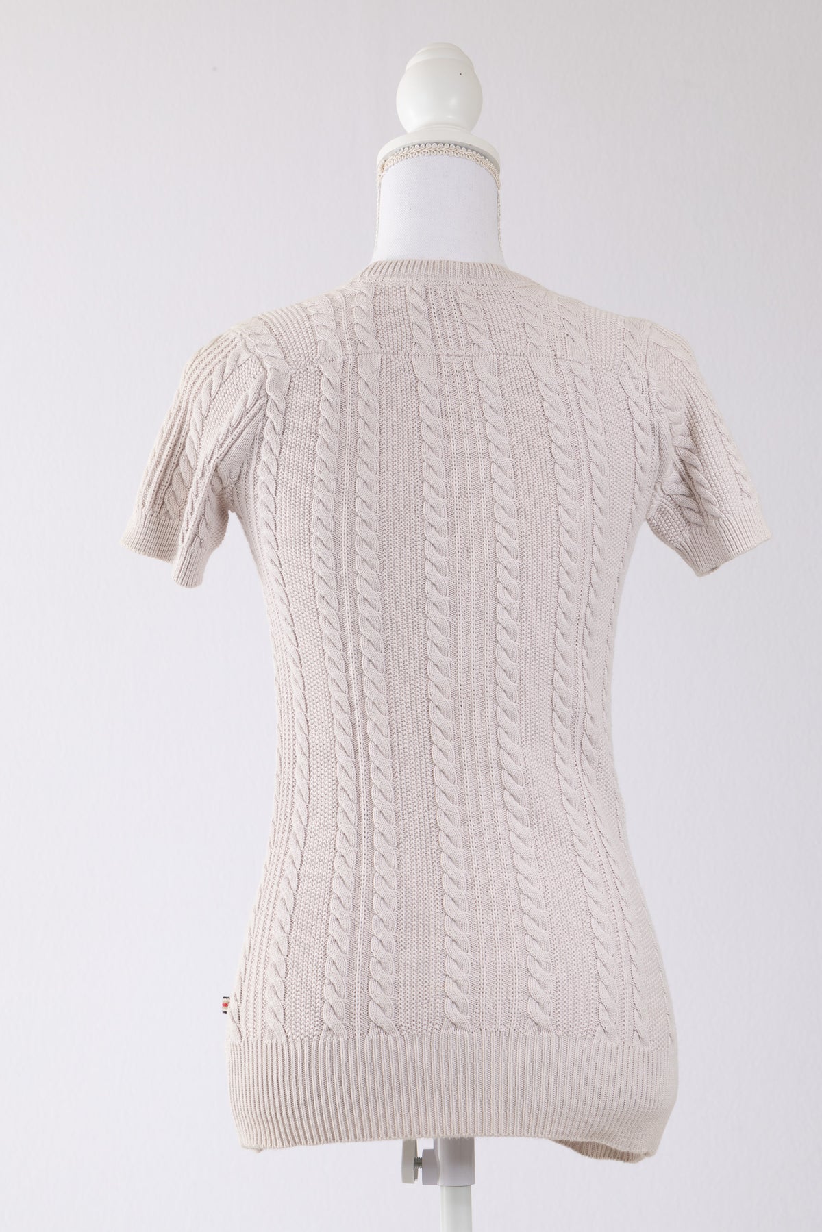 A17 – Pull Burberry écru en maille torsadée – Taille XS – Seconde main