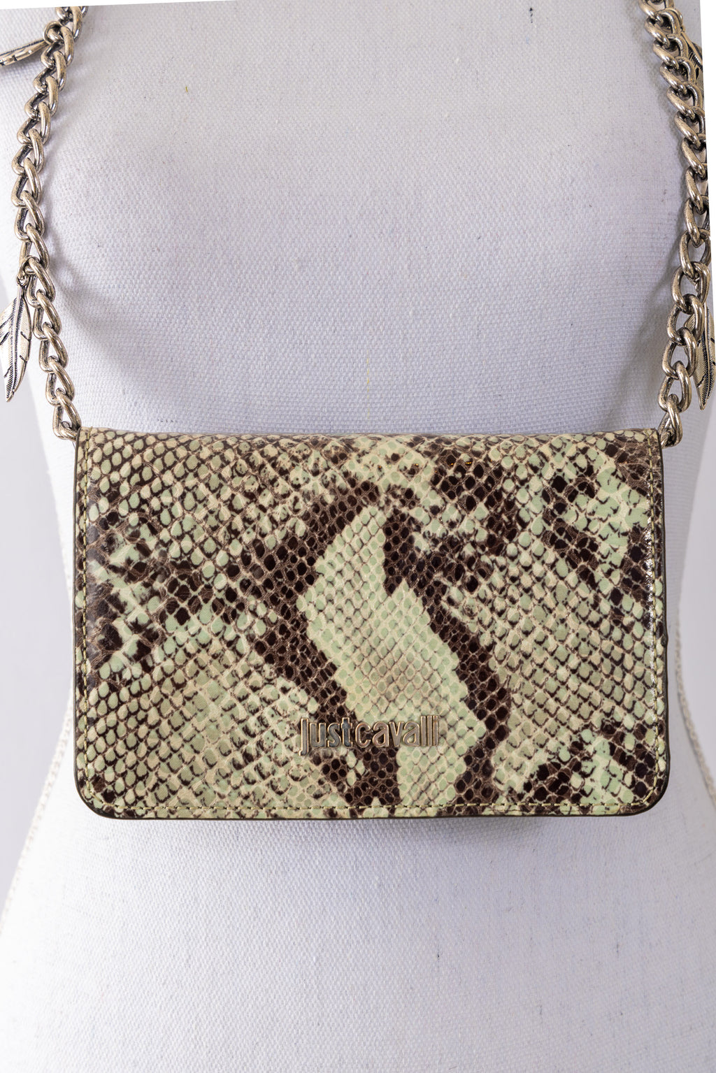 A40 – Sac bandoulière Just Cavalli imprimé python noir et gris à chaîne métal – Seconde main
